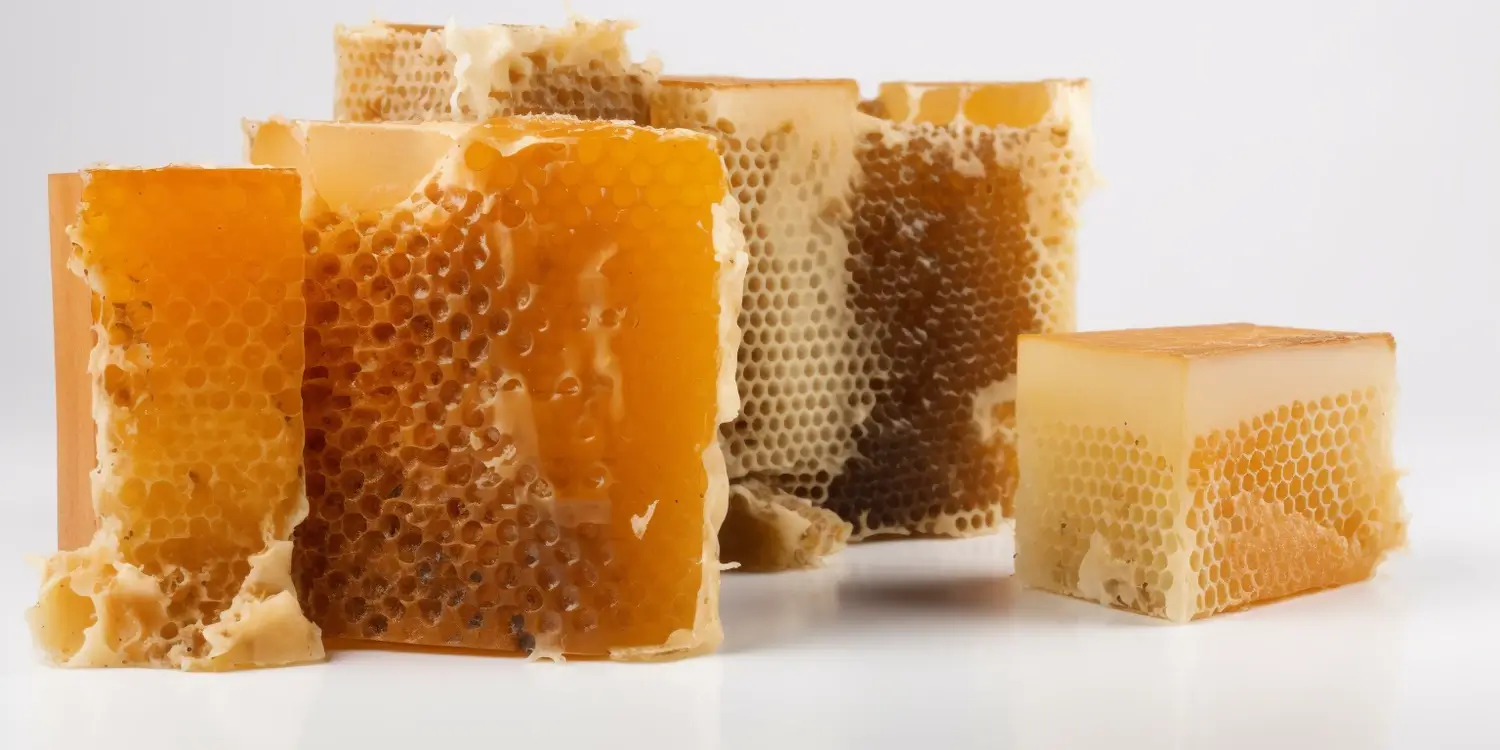 Który miód lepszy rzepakowy czy wielokwiatowy?
