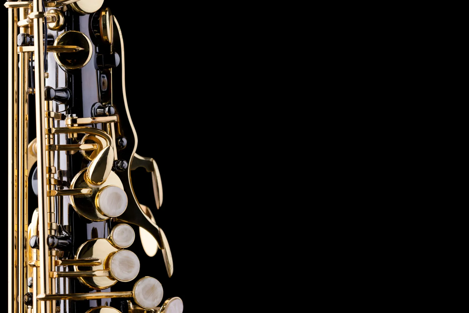 Jak ściszyć saksofon?