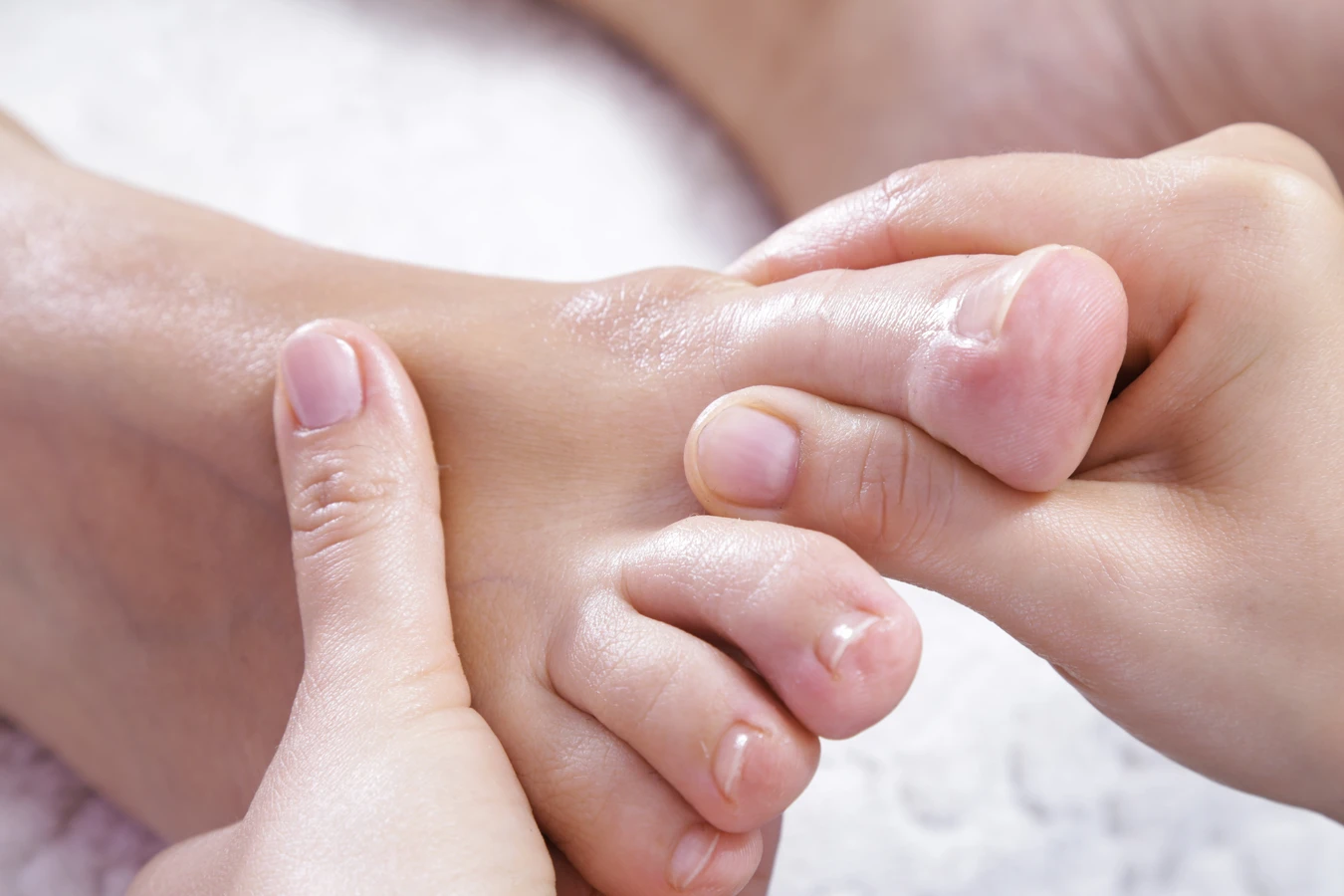 Przygotuj swoje stopy na lato - podologiczne ABC